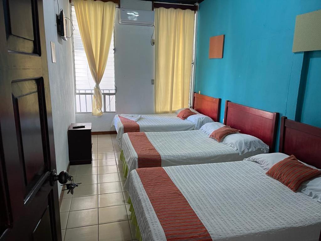 Hotel Villa Margarita Flores Kültér fotó