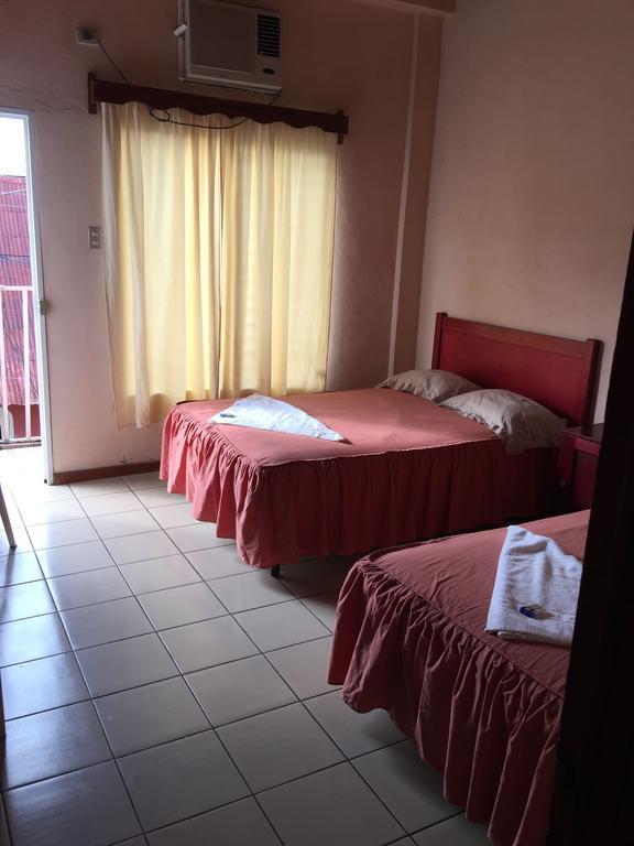Hotel Villa Margarita Flores Szoba fotó
